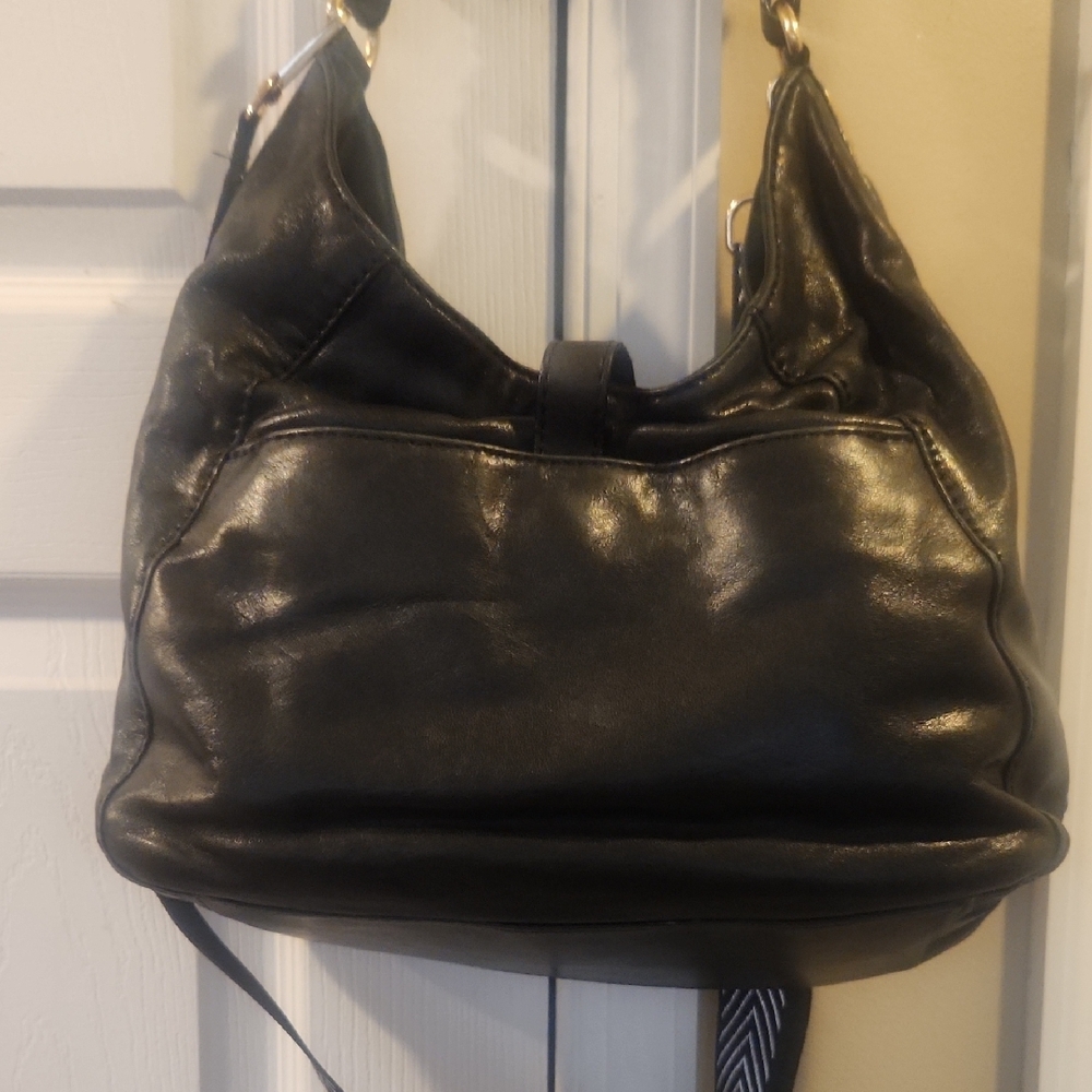Michael Kors Black Leather Shoulder Bag w Studded Sides, Gold Accents, Guitar S - Picture 7 of 10